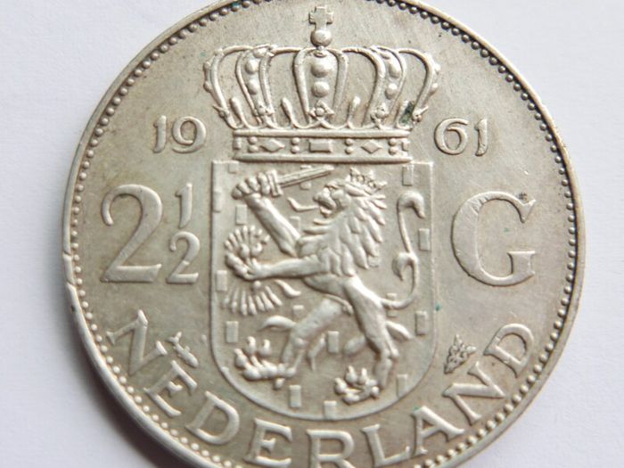 1961 Netherlands Kingdom Queen JULIANA Vintage Silver 2 1/2 Gulden Coin