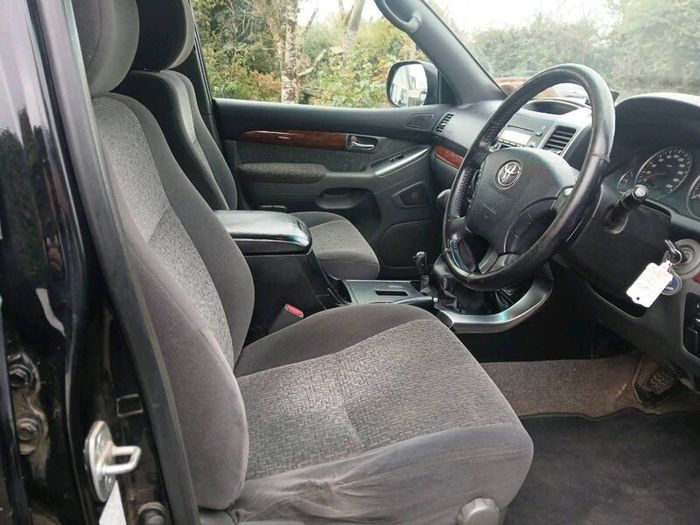 Toyota Land Cruiser Lwb (2010) New Doe O7/27 Like