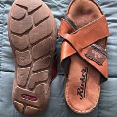 Sandal