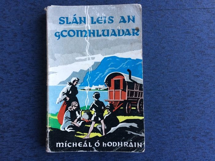 Leabhar- Slan leis an gComhluadar