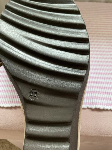 wedge suede shoes size 39 loafer inspired Spanish brand