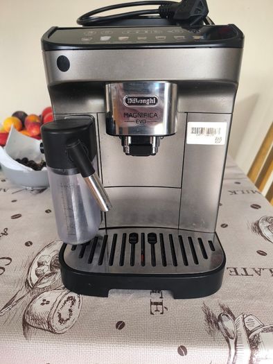 Coffee machine DeLonghi