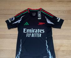Arsenal 24/25 Black Away Shirt - SAKA 7 (Size S)