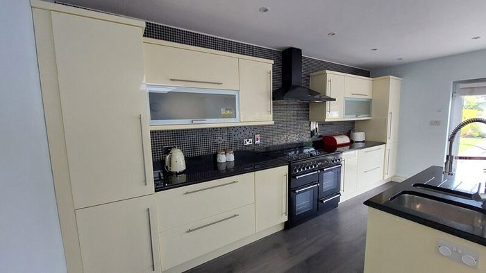 Cream High Gloss Kitchen