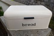 Presume Vintage Breadbin