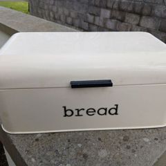 Presume Vintage Breadbin
