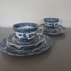 Old Willow Blue White Trios Cups Saucers Plates