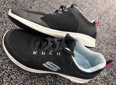 Skechers Ultra Flex Prime Size 3