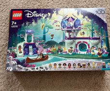 Lego Disney Enchanted Treehouse