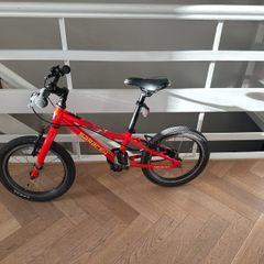 Saracen Mantra 16" bike