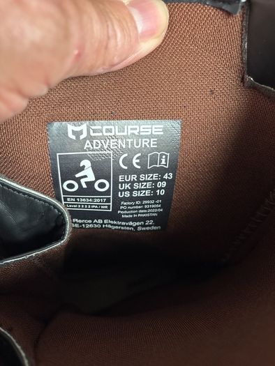 Course adventure boots size 9 uk