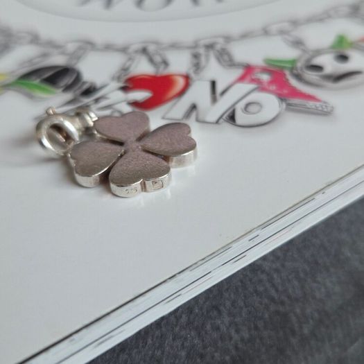 Thomas Sabo Four-Leaf Clover Charm  925 sterling silver with a lobster clasp