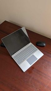 Microsoft Surface Laptop Go i5 8GB 128GB SSD 12.4" Touchscreen Platinum