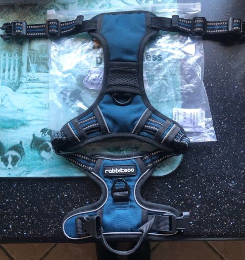 Dog harness by Rabbit Goo