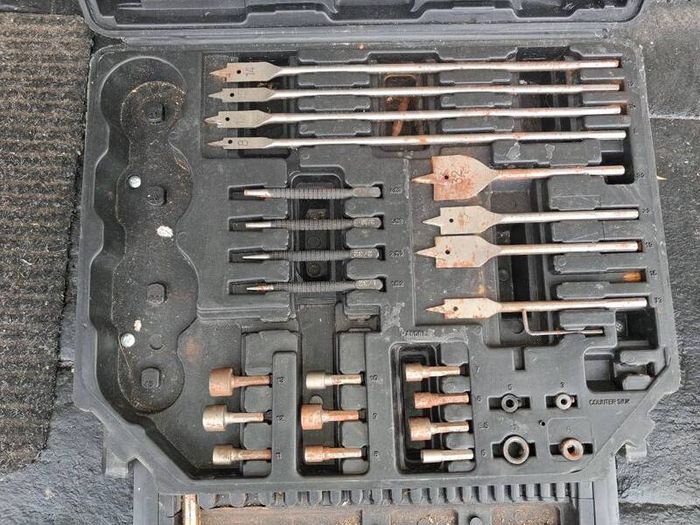 Workzone drill bits