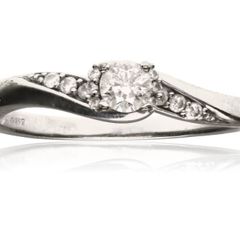 New in box "Forever diamond ring"with certificate 9k gold