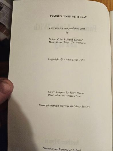 Bray Historical Books X 2. Famous Links With Bray By Arthur Flynn.  2. Bray Historical Record.  Both Paperback In Good Condition. See Photos For Same.