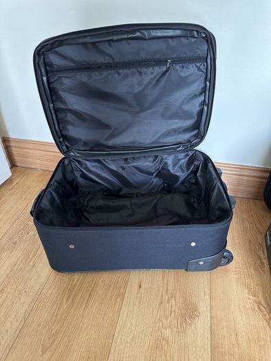 Travel small case 2 Wheels