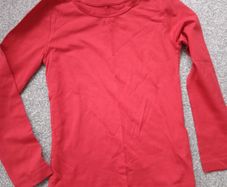 New.kids long sleeve top. Age 7/8