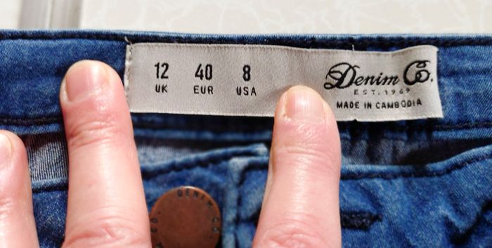 Pair Of Ladies Blue Jeans (size 12 Uk) Used.
