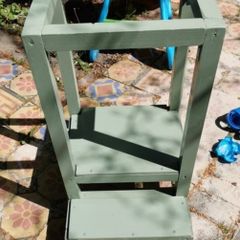 kitchen helper children's stand