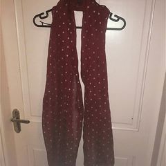 Star design scarf