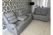 New Recliner sofa 3+2