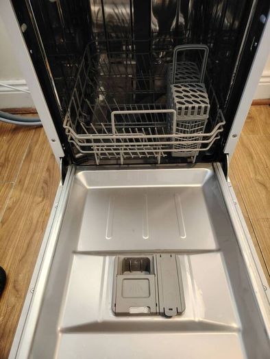 Slimline Dishwasher Logik 45cm