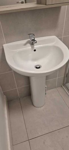 Wash Basin with Tap