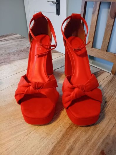 Lipsy Sandals Size 6 Brand New