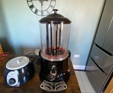 Hot chocolate machine