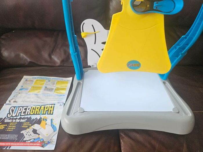 Supergraph Drawing Station