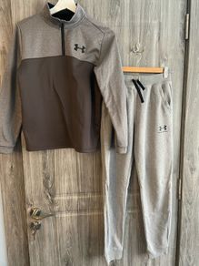 Boys Under Armour Top & Bottoms