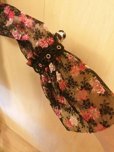 Women's Top NWT Size 14