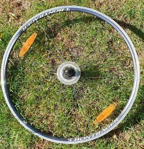 Bike wheel bontrager