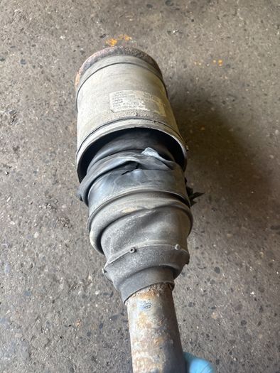 Rear Air Strut Discovery 3 2006