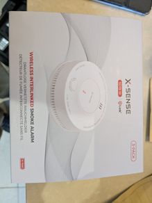 Smoke alarm X-Sense Wireless 3 pack new!
