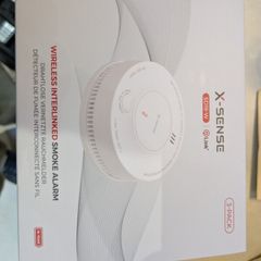 Smoke alarm X-Sense Wireless 3 pack new!