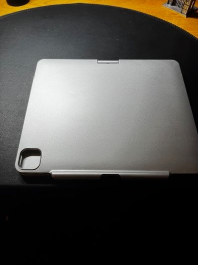 Keyboard case for iPad