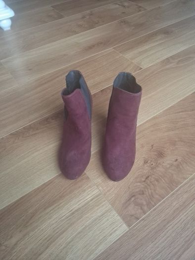 wine coloured ankle boot
