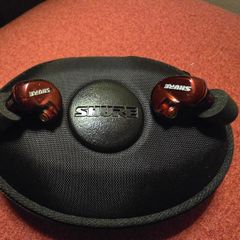 Shure SE535 Red earphones with Shure RMCE-BT2 True Wireless Bluetooth Adapters