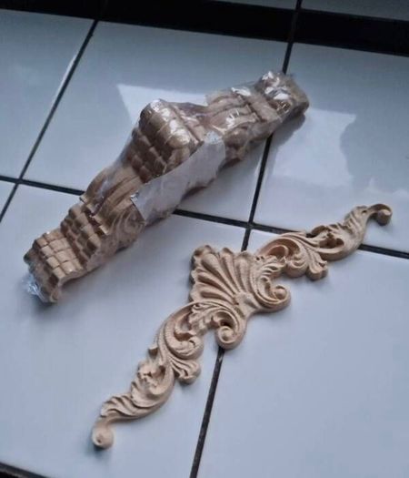 craft 1 packet of 4 wood mouldings