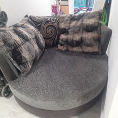Spinning chair