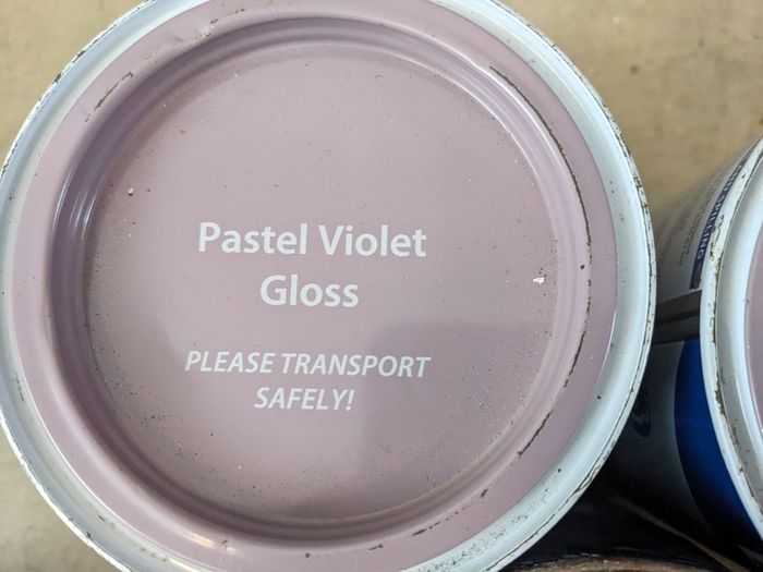 Water based paints for wood and metal - joblot