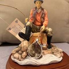 Leonardo  "Prise Catch" Fisherman, Resin Figurine by The Leonardo Collection