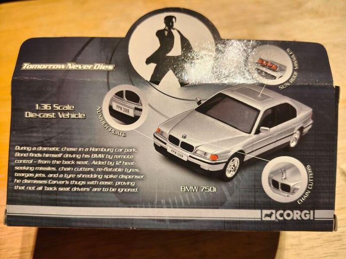 Corgi 1:36 007 James bond BMW 750i Tomorrow Never Dies