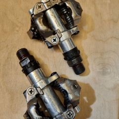 Shimano peddals