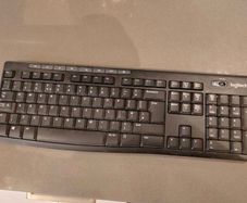 Logitech keyboard (no receiver)