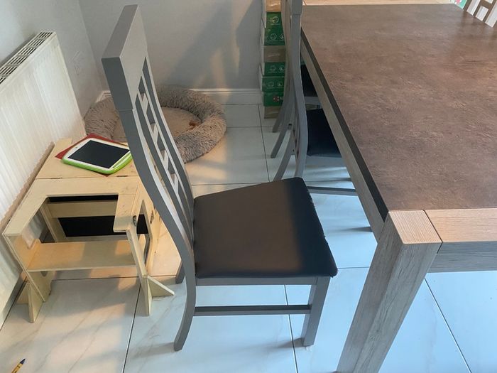 Kitchen Table