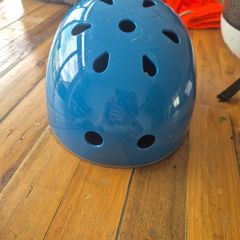 Kids helmet Size Small